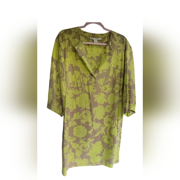 • Diane Von Furstenberg • Silk Shift Dress • - Picture 1 of 4